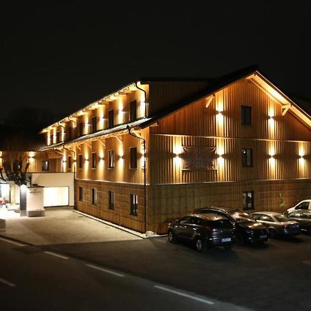 Hotel Wildschuetz Basic Altmünster Exteriör bild
