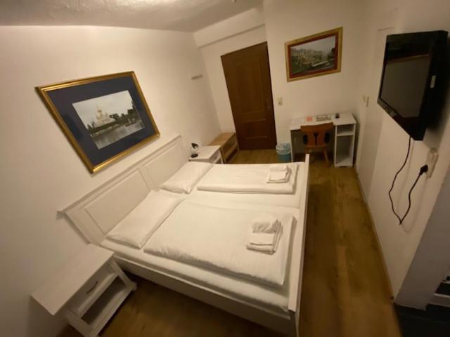 Hotel Wildschuetz Basic Altmünster Exteriör bild